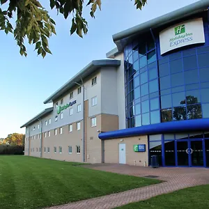 holiday-inn-express-southampton-m27-jct7.bournemouth-hotels.org/